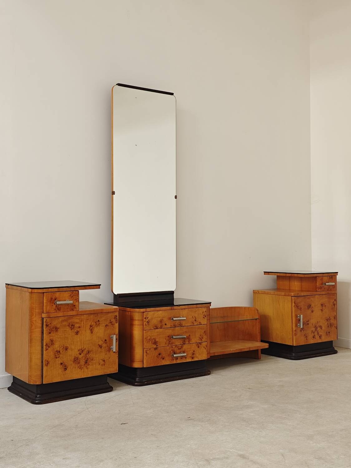 Jindrich Halabala dressing table and bedside tables for Up Zavody 1950