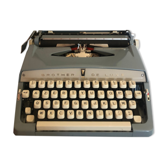Machine à écrire Brother de Luxe 1968