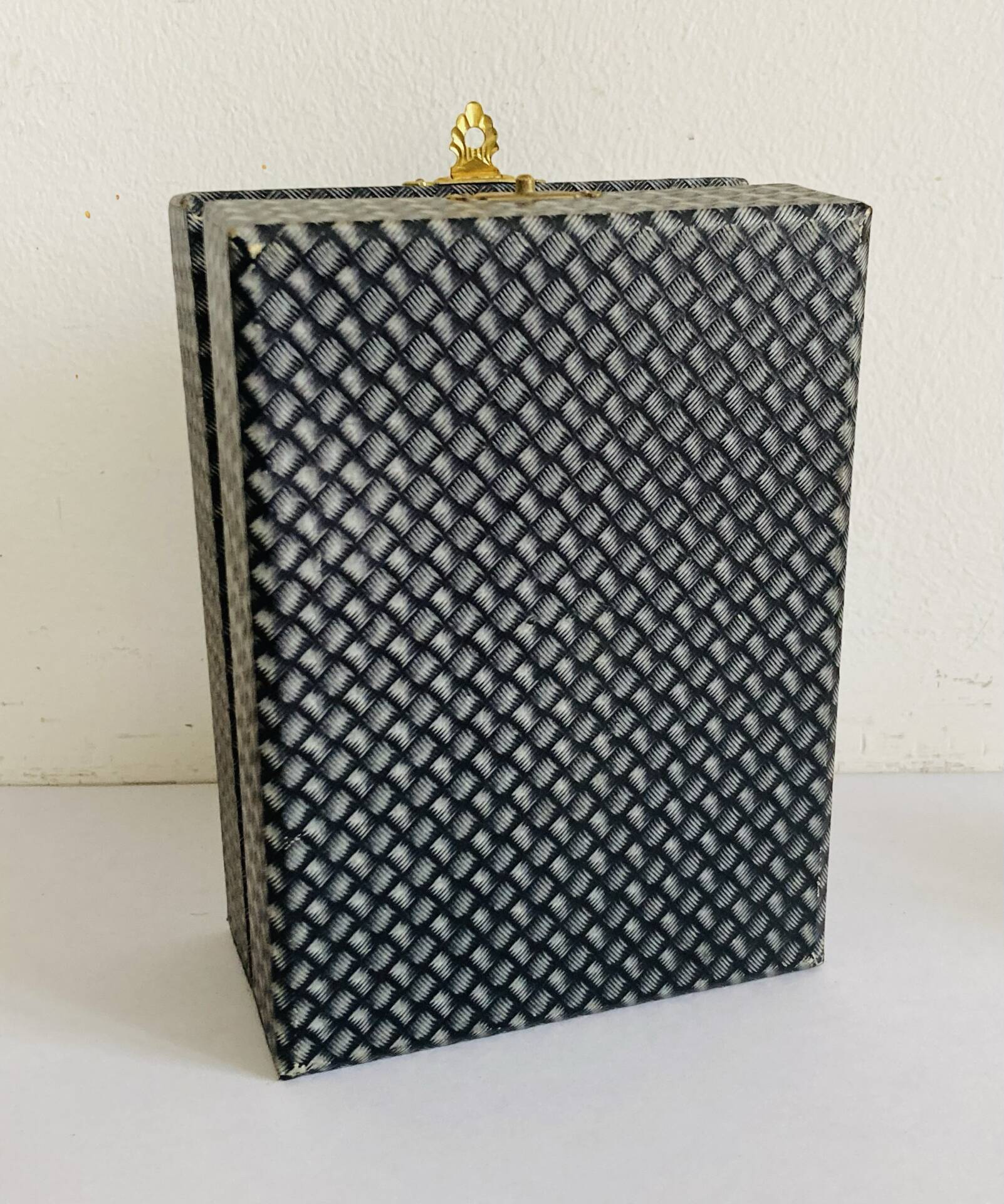 Art Nouveau silver-plated napkin holder with hallmark + case