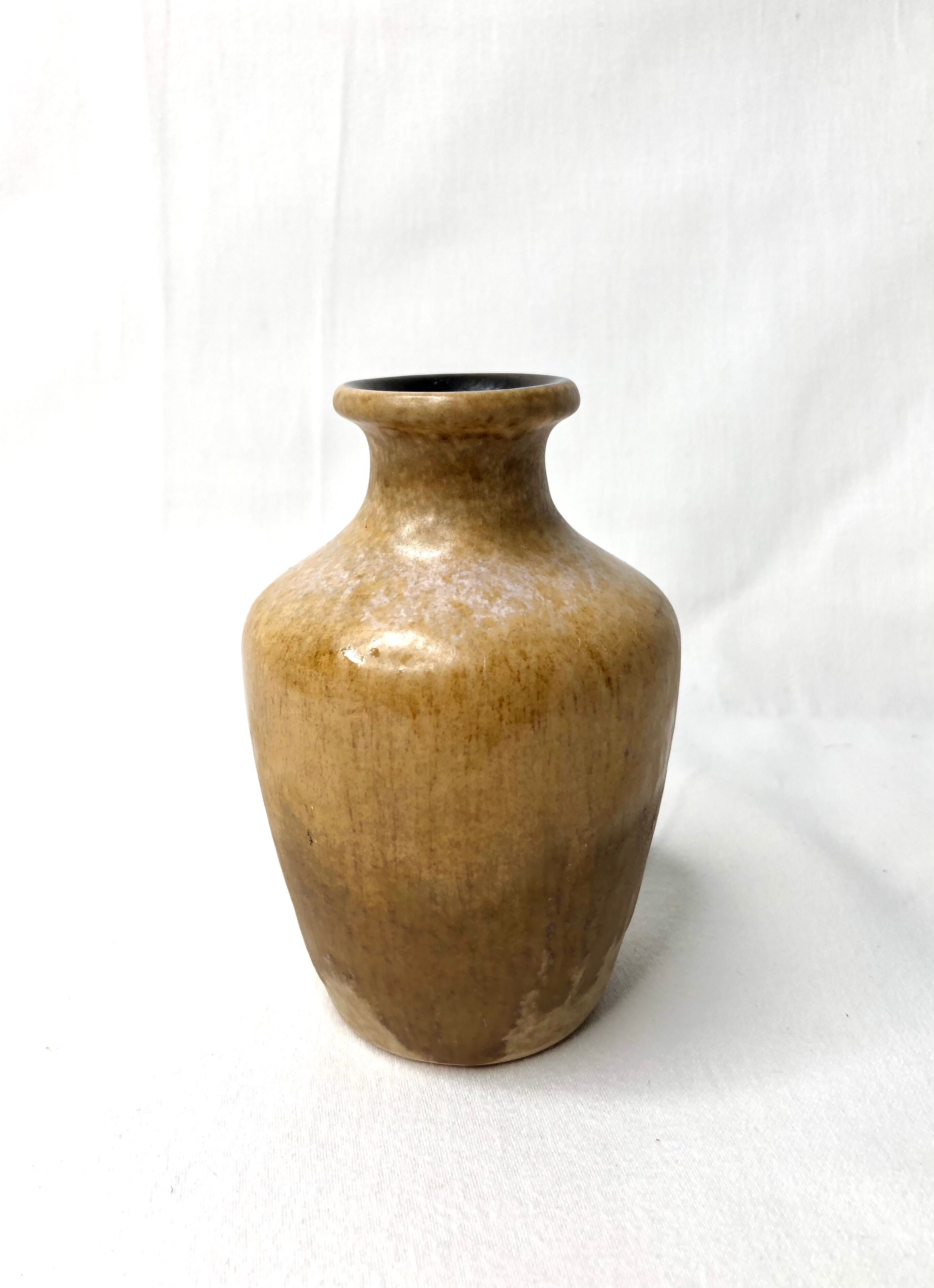 Mid-century German Haldensleben vase