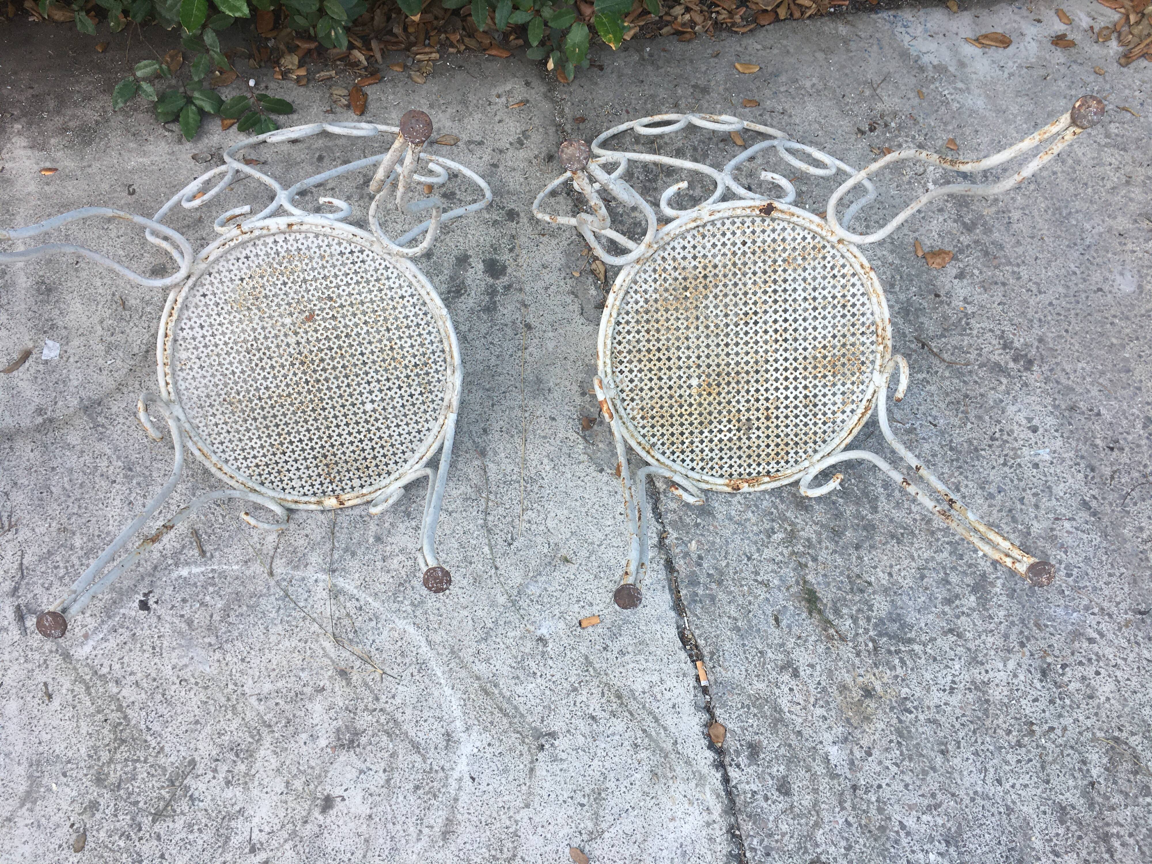 Set of 4 wrought iron chairs