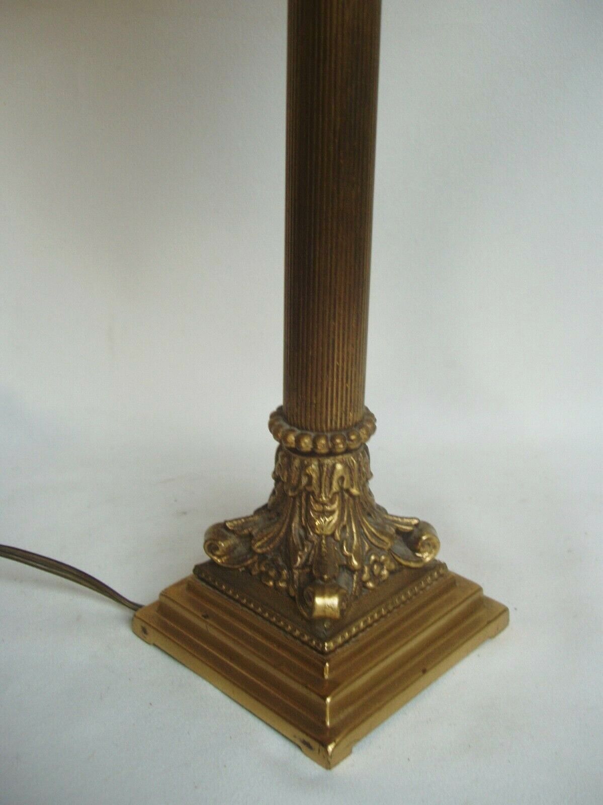 Stunning 1960s-style bronze lamp Empire/ Skin Abat day