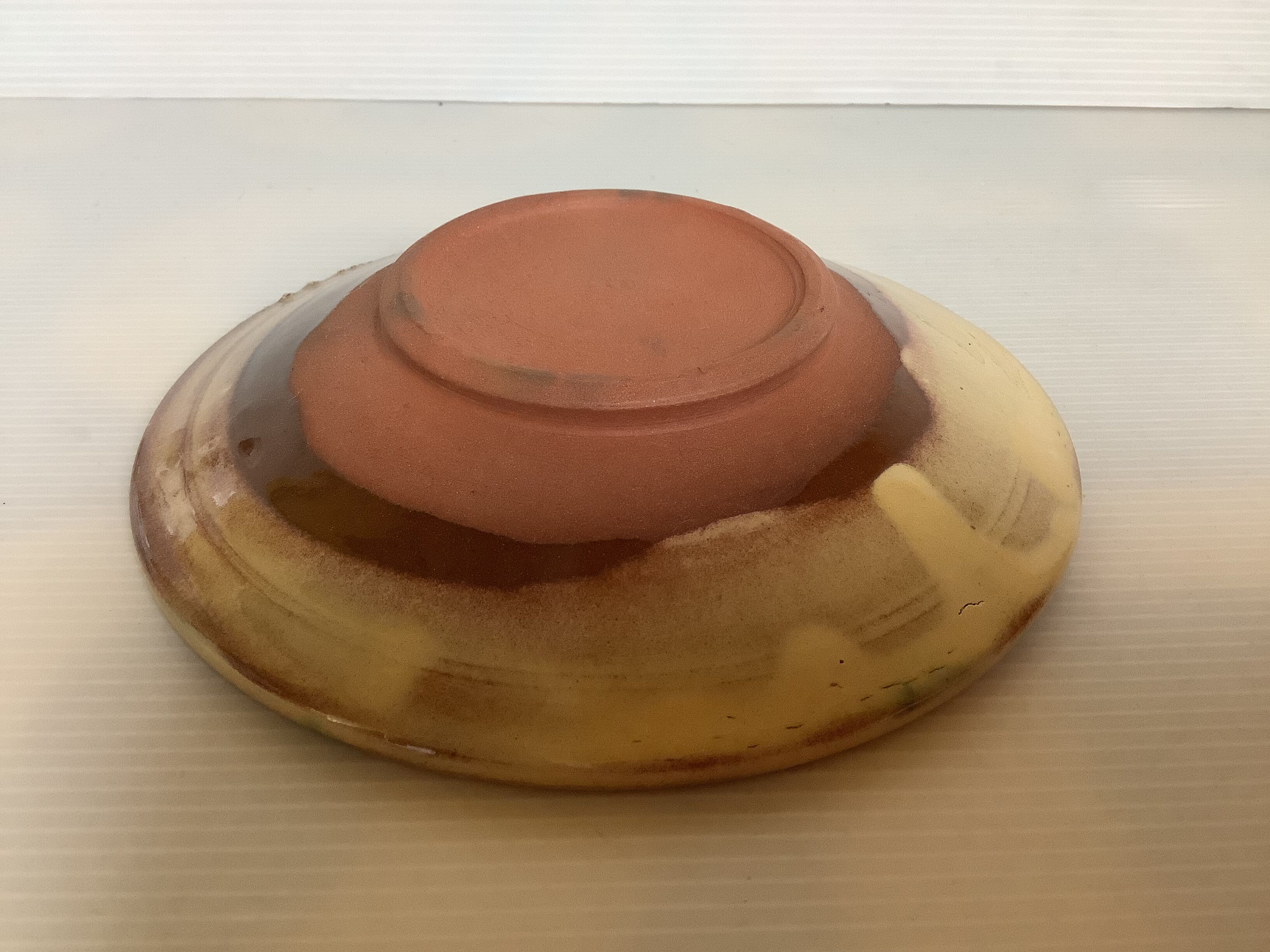 Empty ceramic pocket flowers fruits leaves