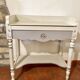 Desserte ou petit bureau beige et taupe
