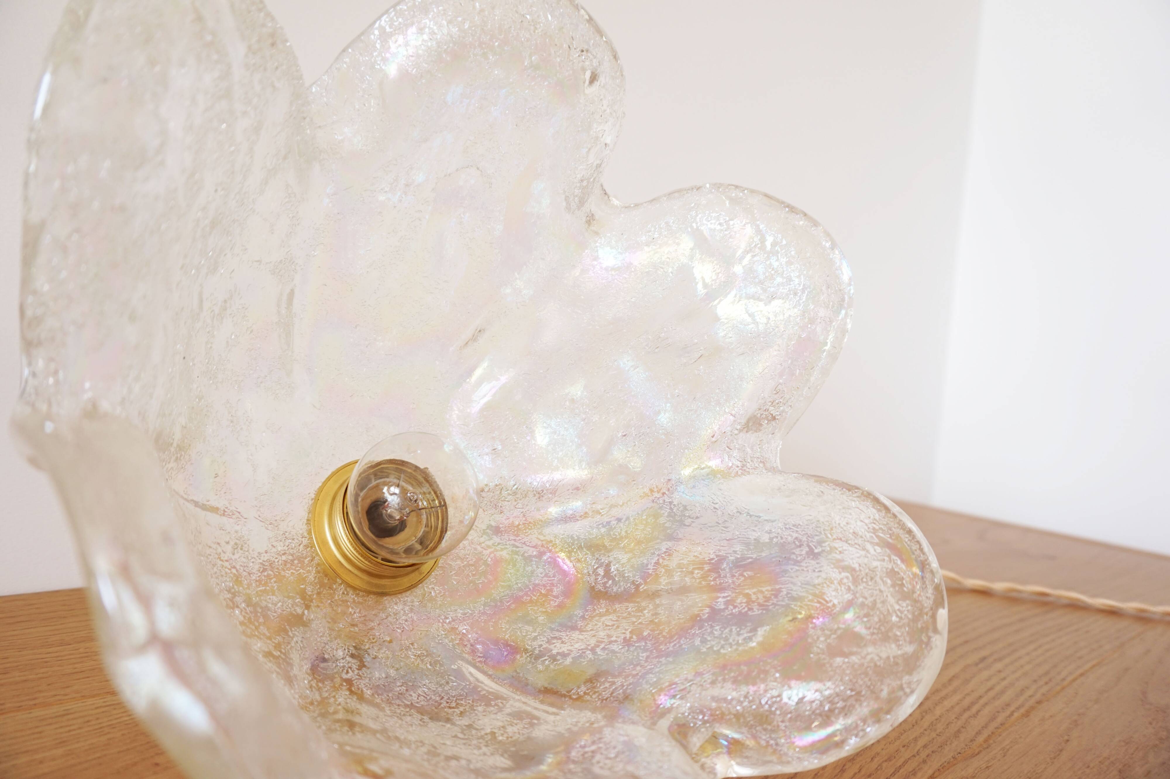 Murano glass flower globe stroller