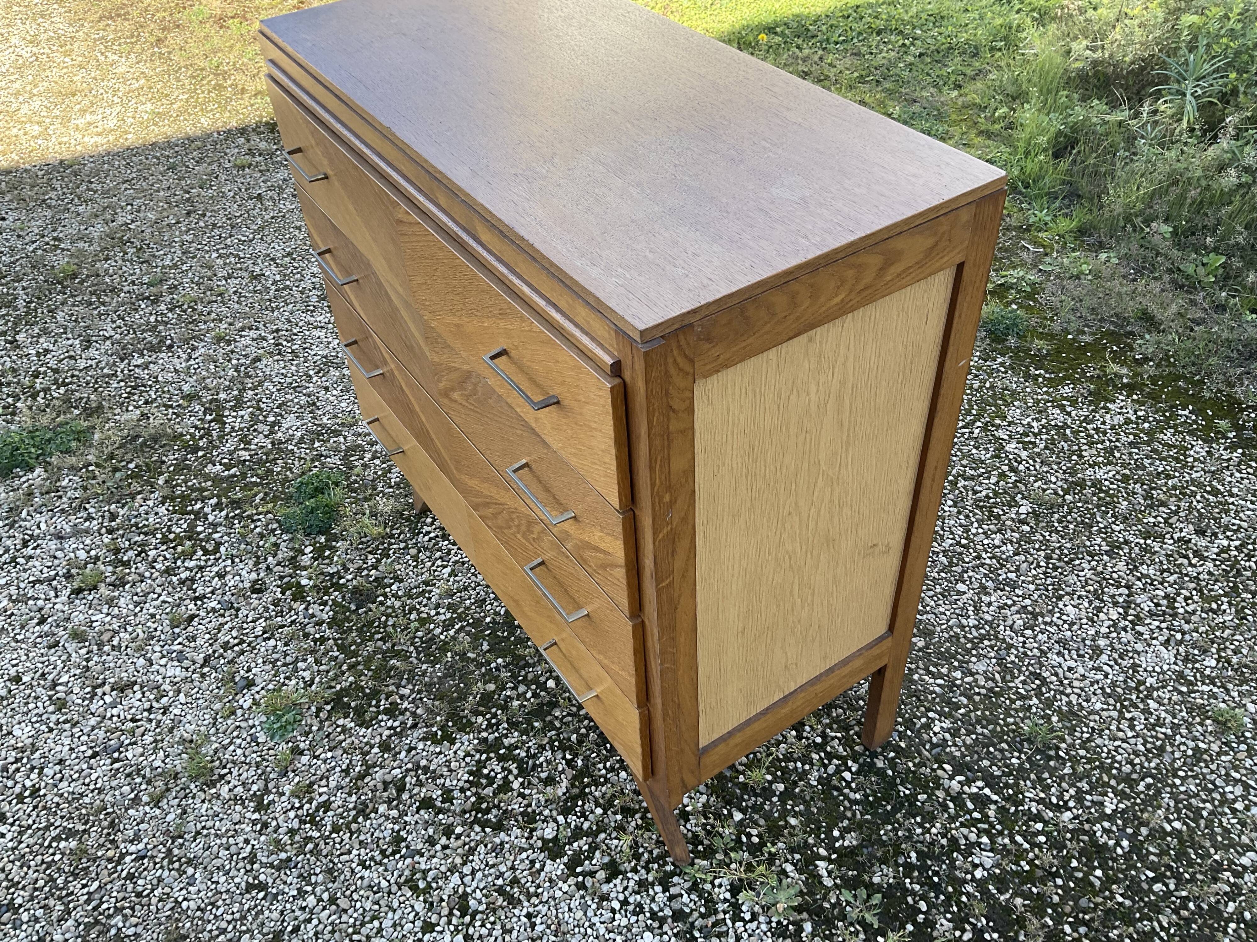 Vintage chest of drawers