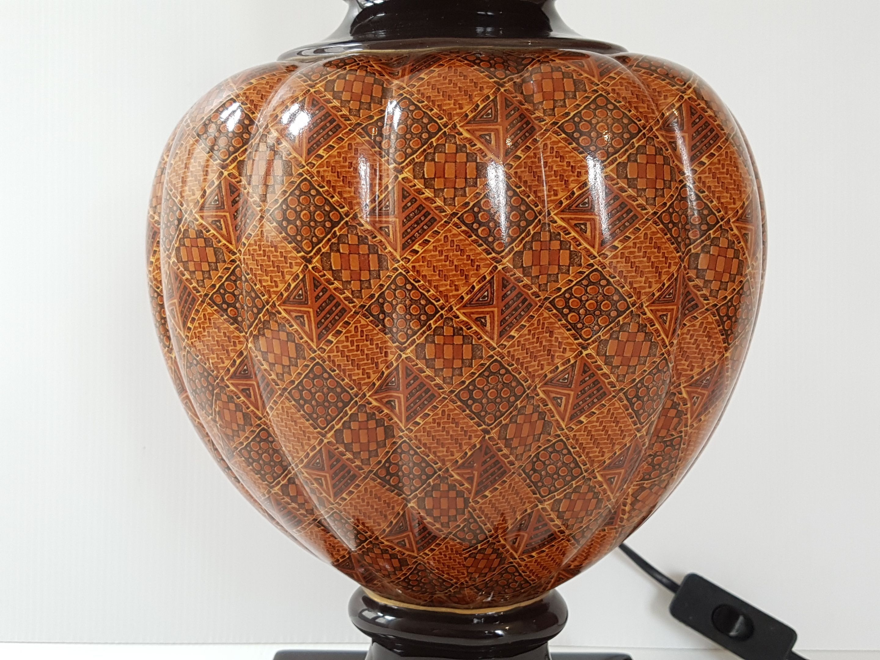 1970 vintage ceramic table lamp