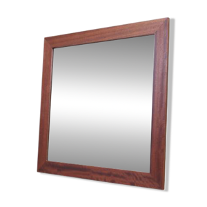 Miroir dans un cadre - design