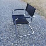 Lot of cantilever armchairs
