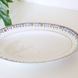 Oval dish, Saint Amand, iron land