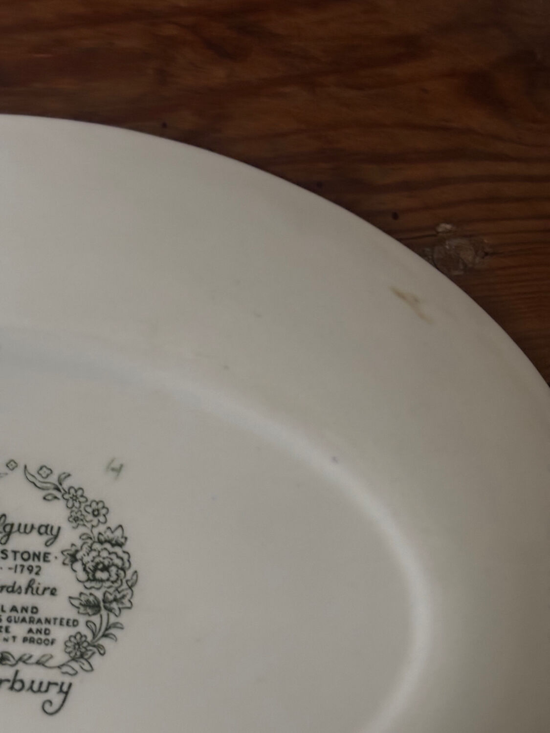 English brand Ridgway Canterbury dish