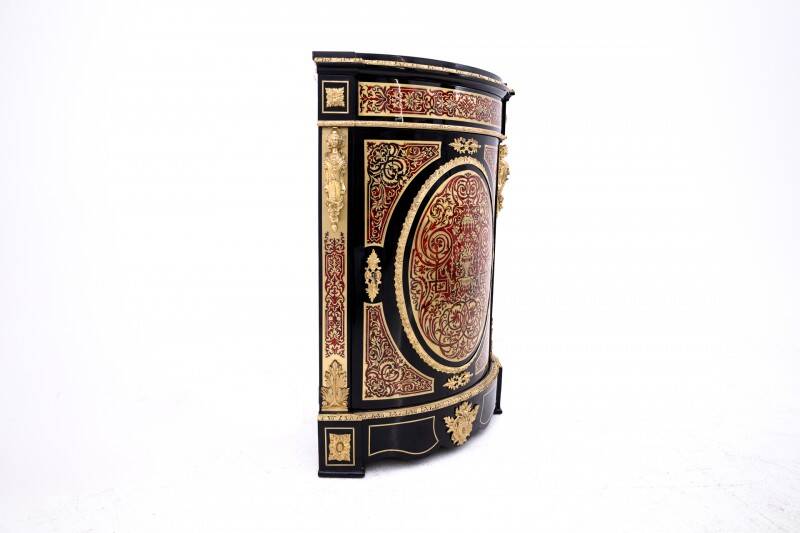 Antique corner chest of drawers in the Boulle style, France, mid-19th century. After renovation.