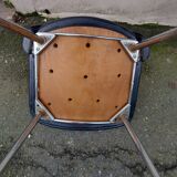 1 chaise noire 1960/70