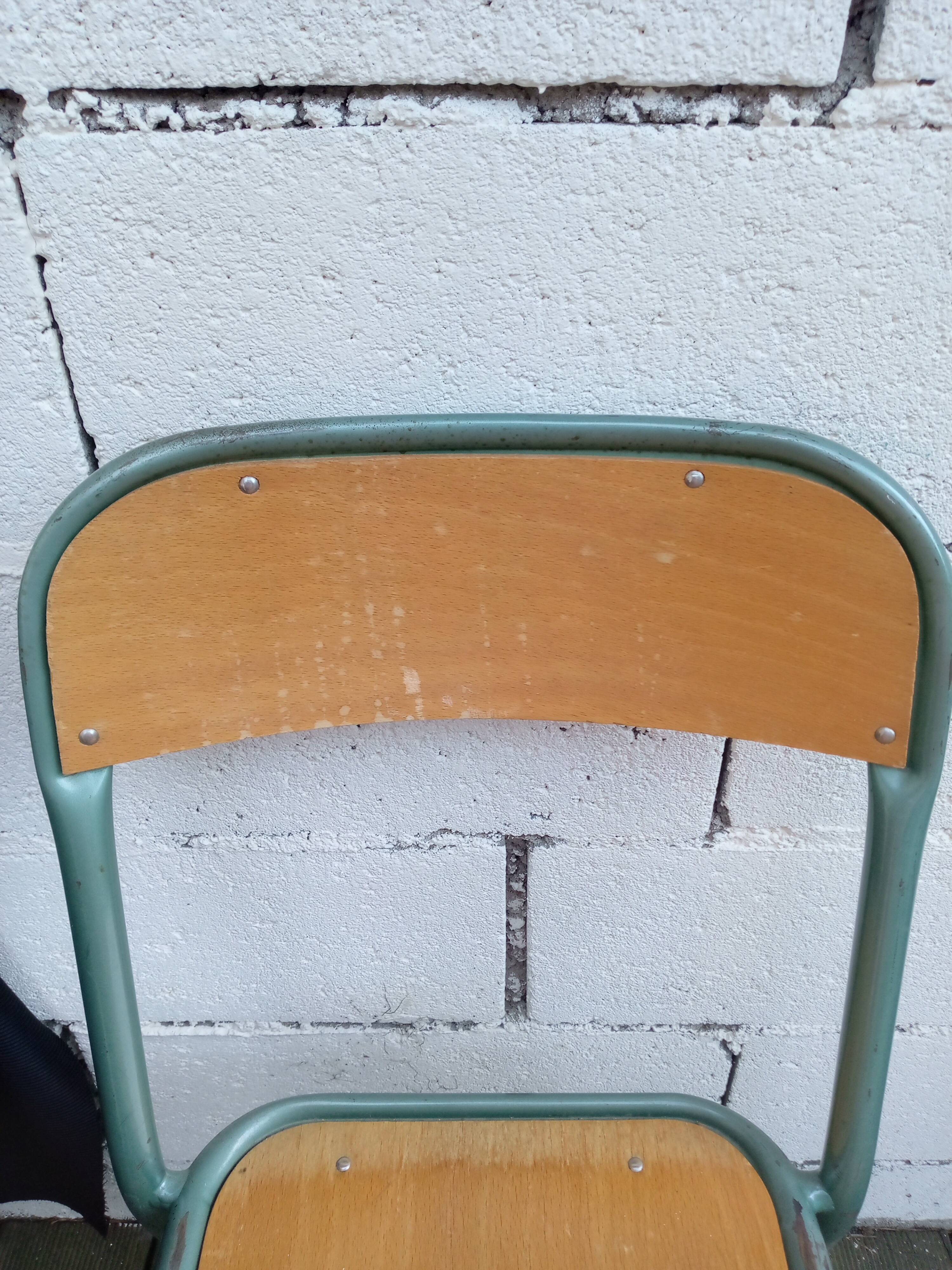 Set of 4 wood and metal chairs