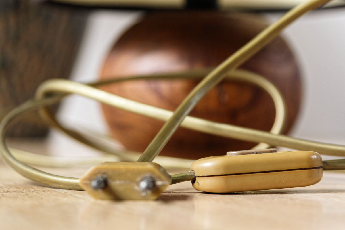 Wooden bedside lamp, ball foot