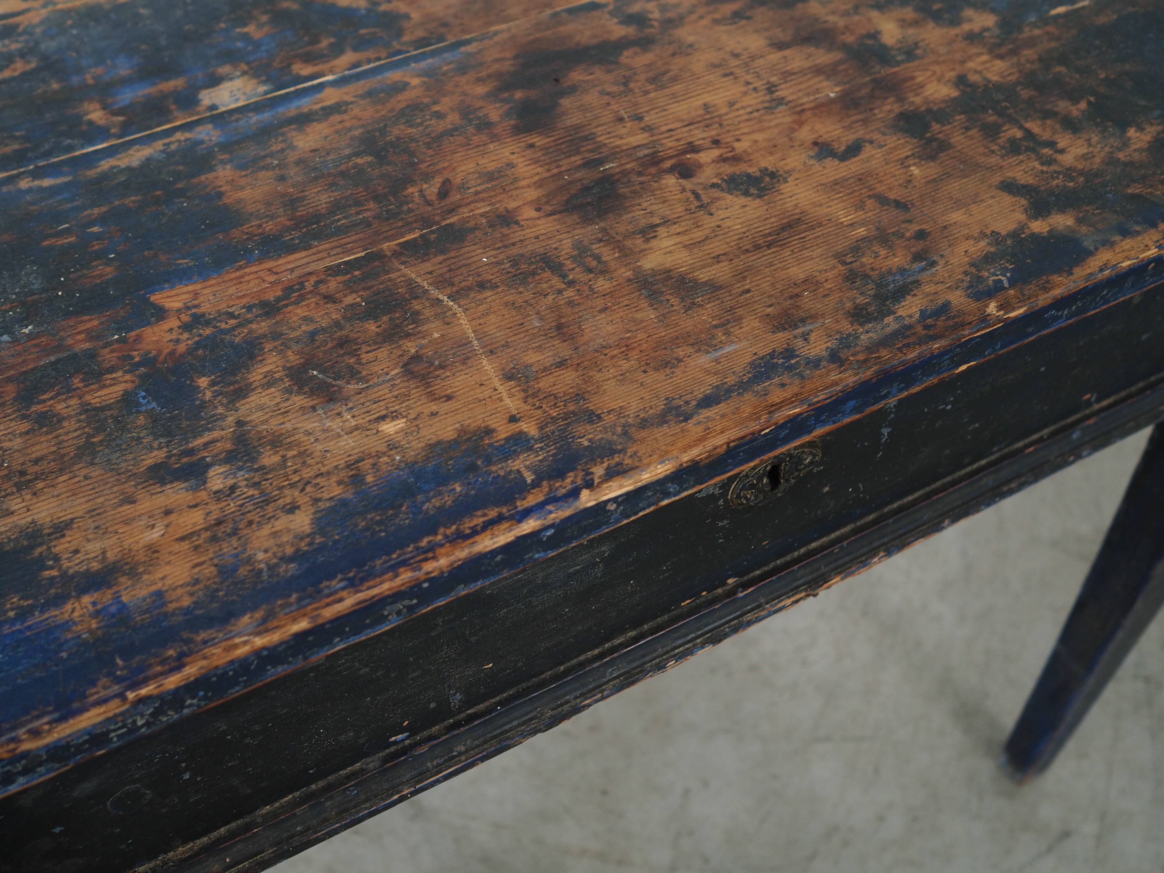 Table en pin, design danois, années 1940, fabriquée au Danemark