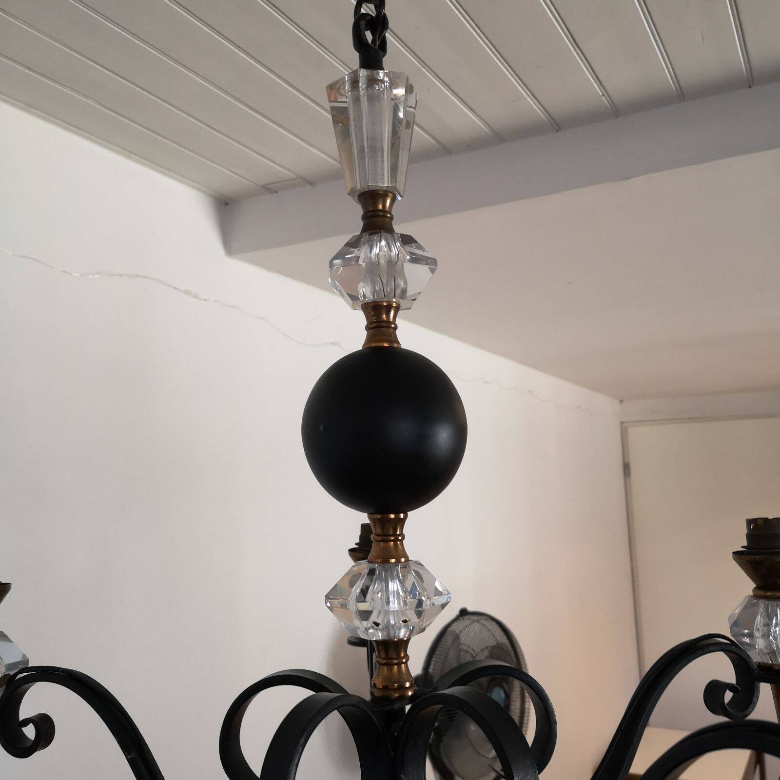 Lustre moderniste en fer forgé, laiton et cristal de Sèvres, 1950
