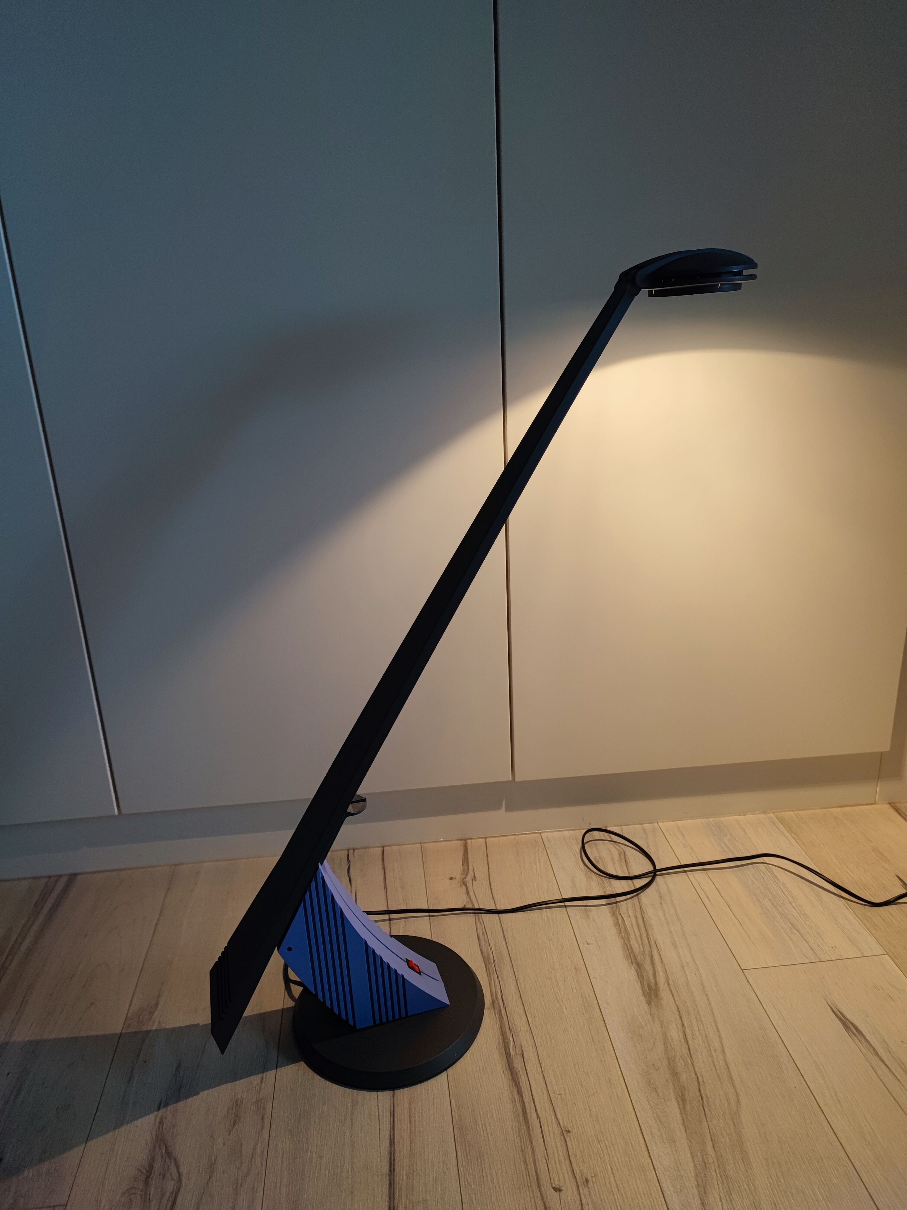 Dromos desk lamp designer Ferarri E.