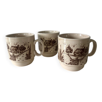 3 English mugs