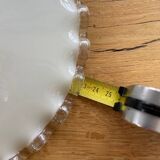 Opaline suspension