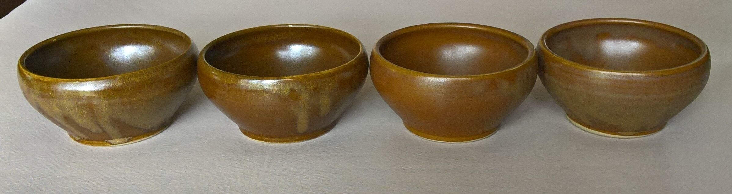 Four Digoin golden sandstone bowls