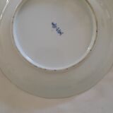 Assiette chinoise ancienne à fleurs en porcelaine signée