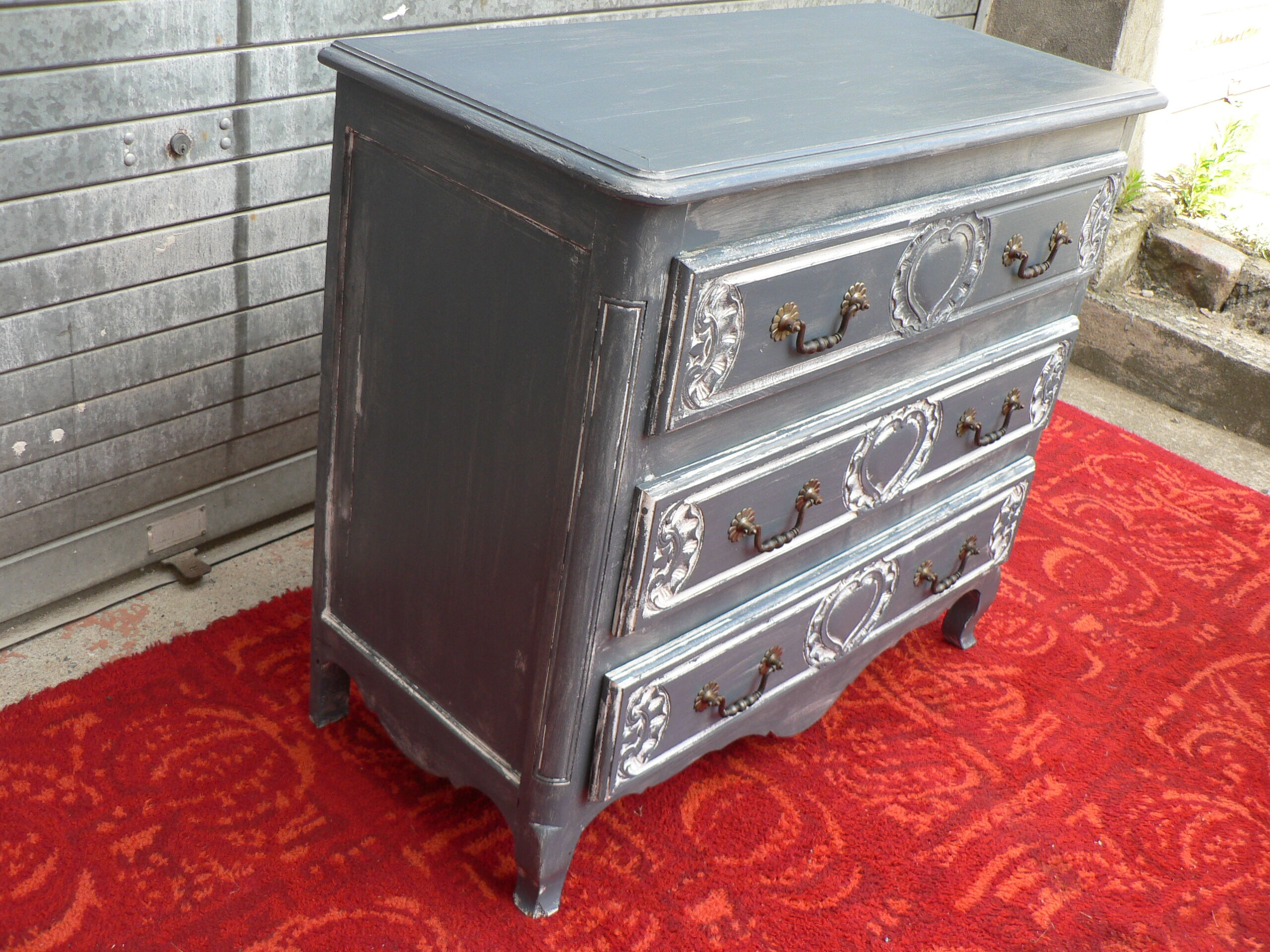 Dresser vintage patina
