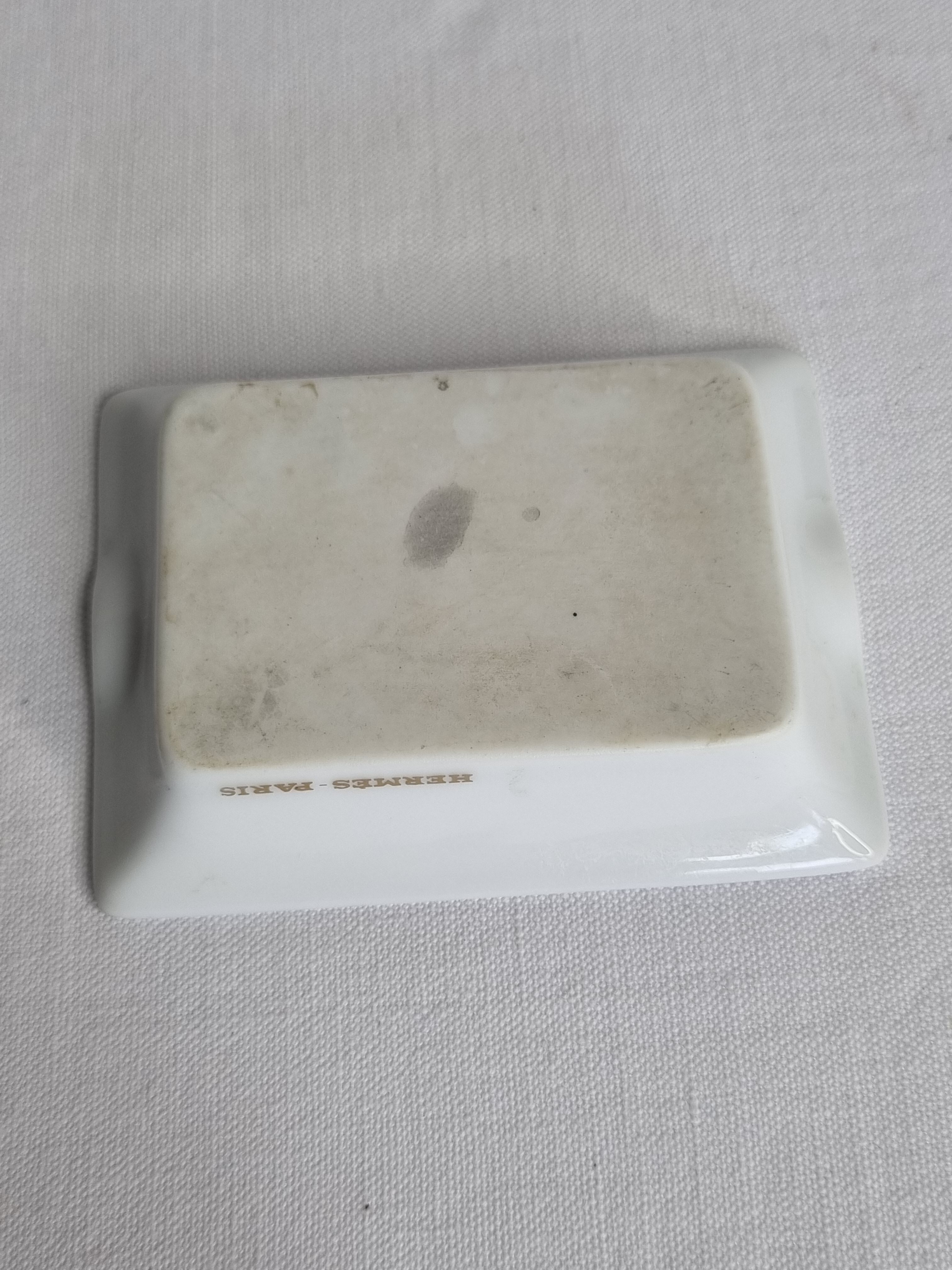 Hermès ashtray decorated with olive branch, 8 cm