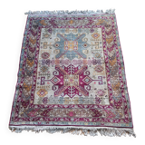 Oriental carpet 161 x 132 cm