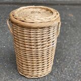 Woven laundry basket with lid made of rattan and round wicker