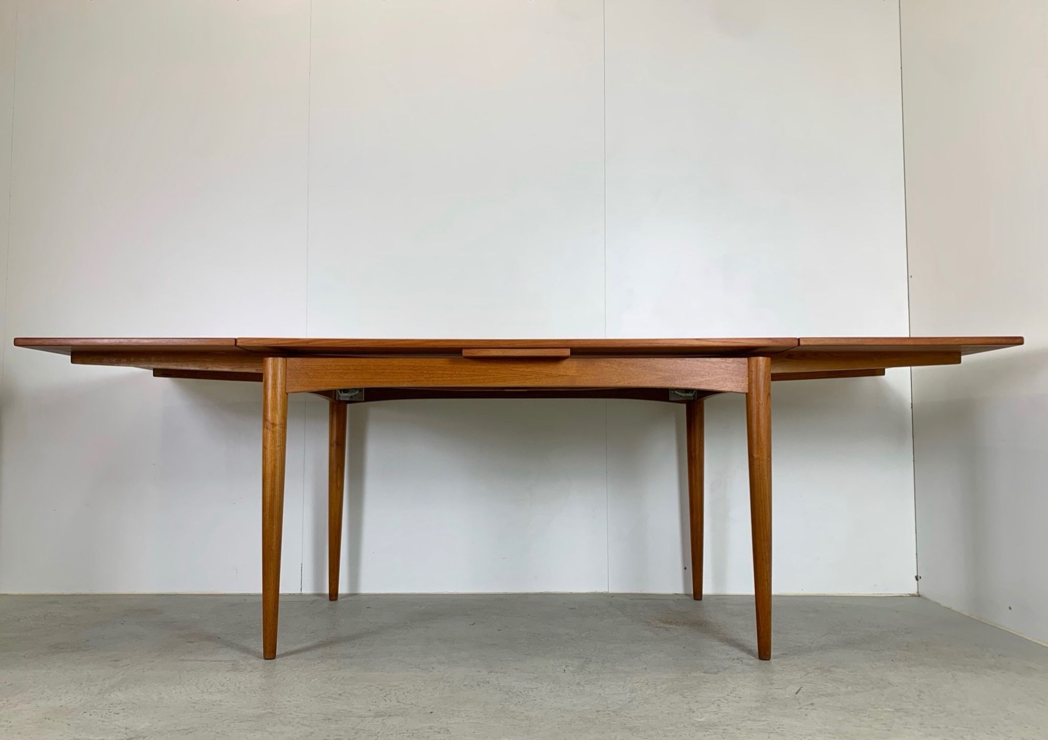 Table à manger en teck danois par Kai Kristiansen années 1960