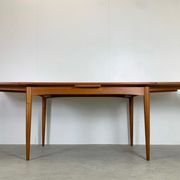Table à manger en teck danois par Kai Kristiansen années 1960