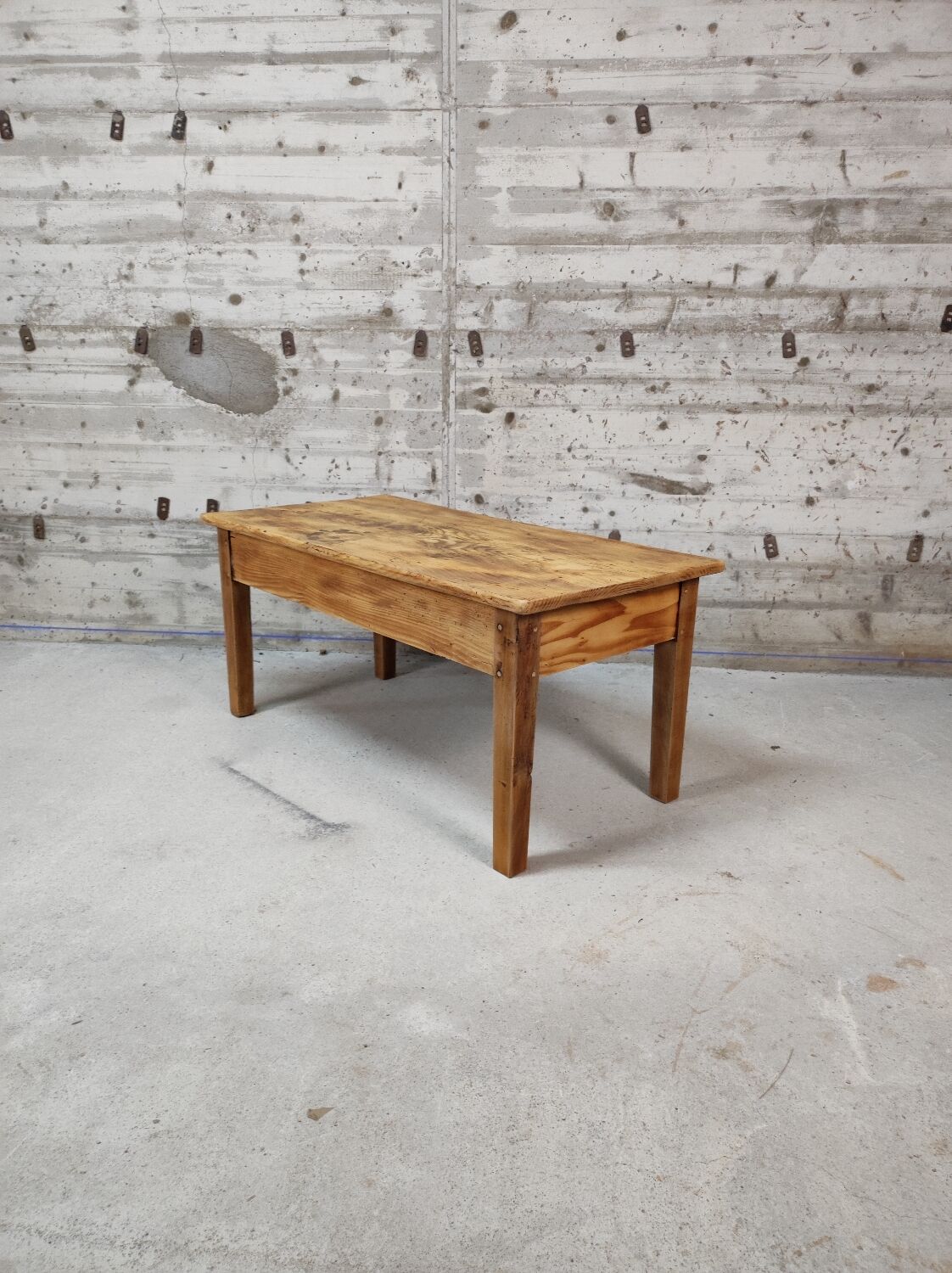 Farmhouse coffee table