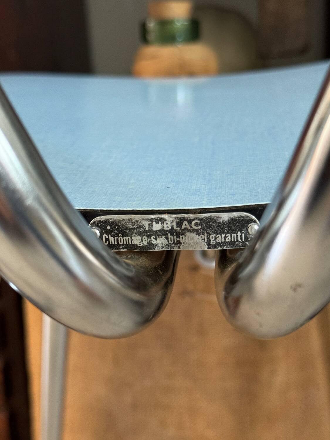 Set of 4 blue Formica chairs