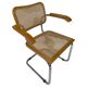 Chaise modèle Cesca de Marcel Breuer avec accoudoirs B64