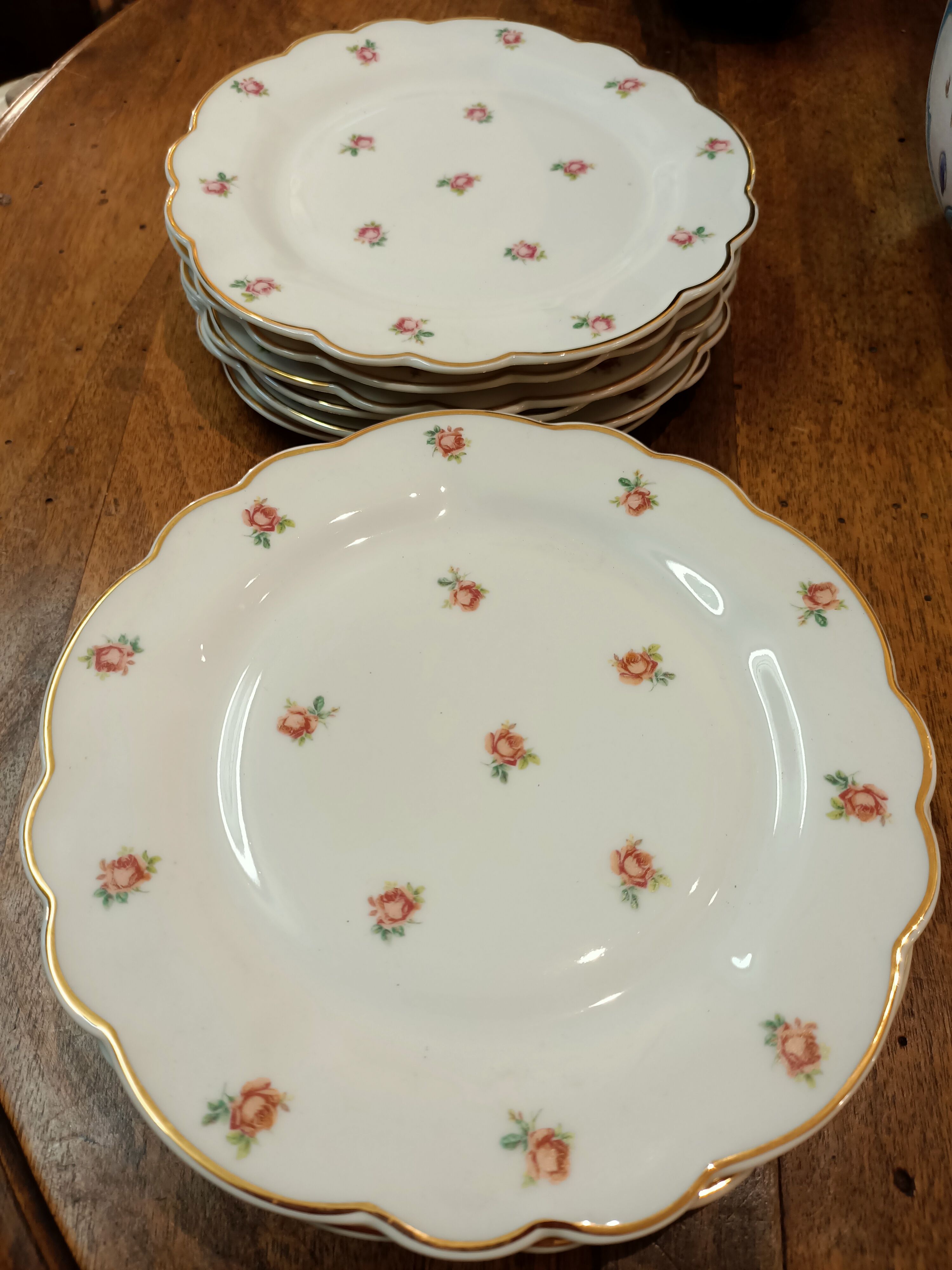 Dessert plates