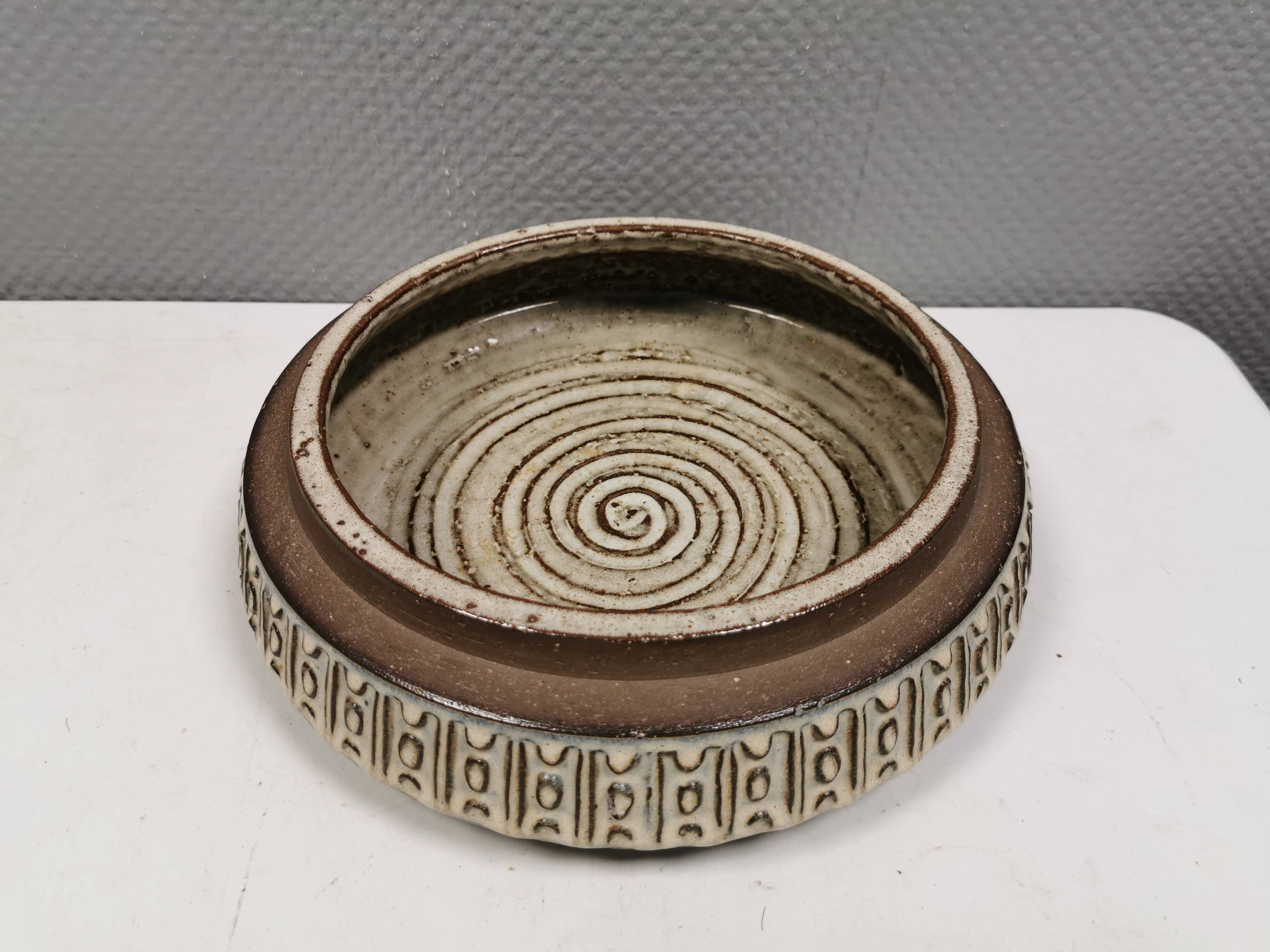 Large dish from Danish Michael Andersen 1970-80s. Stamped (The three fish)