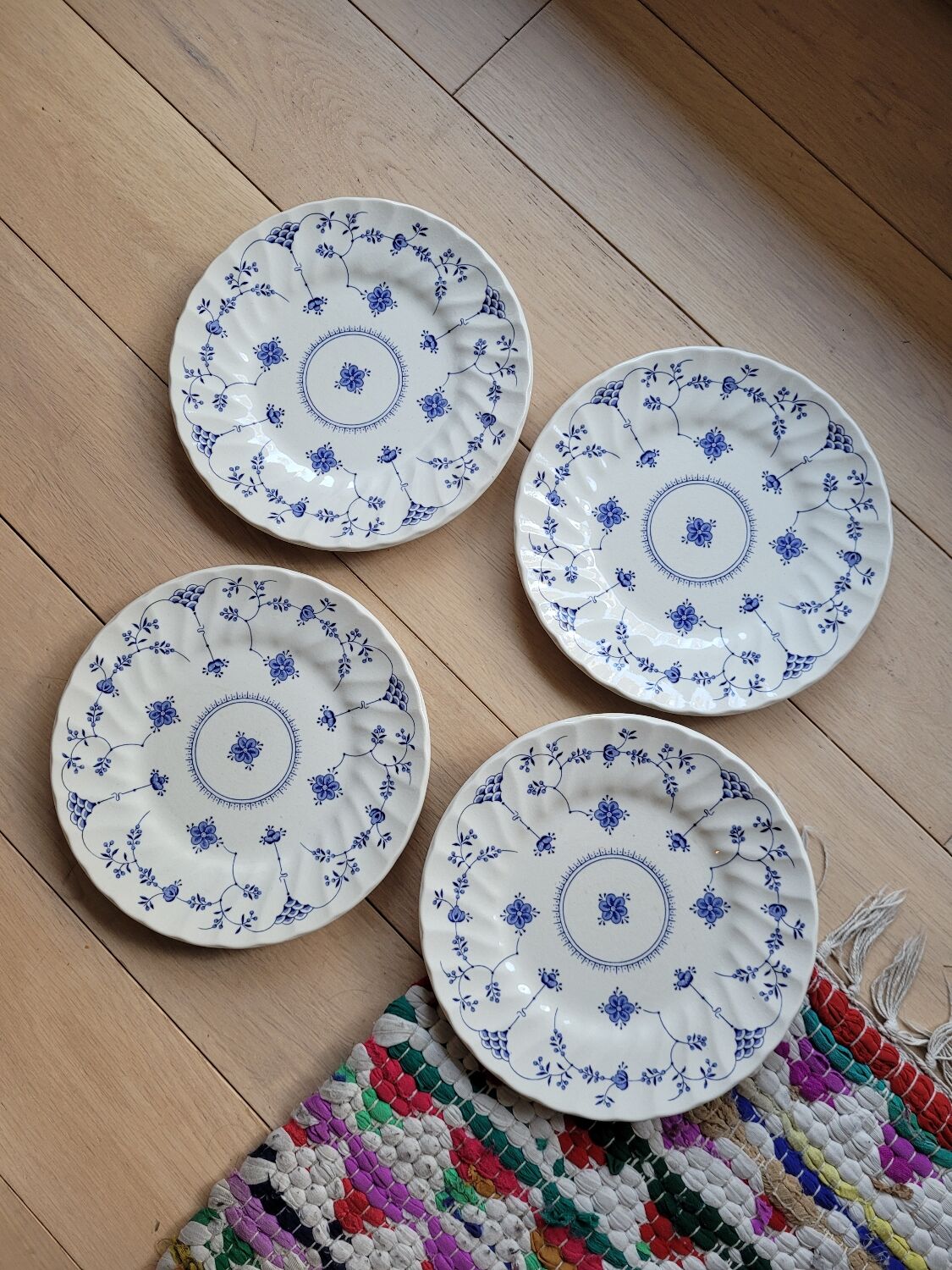 Set of 4 Stafforshire dessert plates