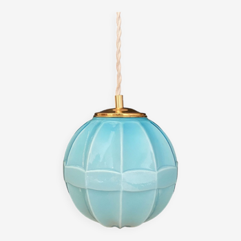 Suspension globe vintage art déco en opaline bleue