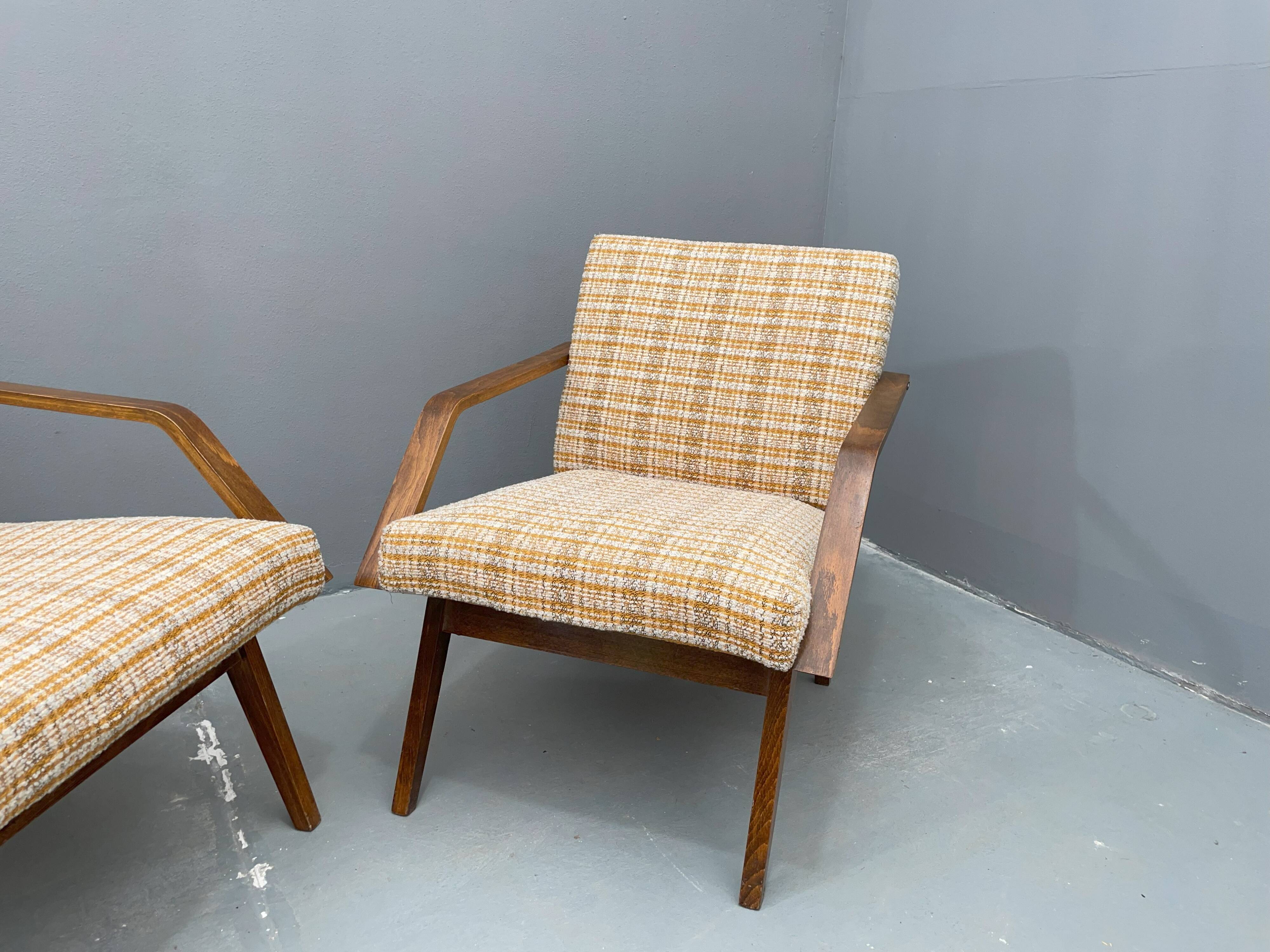 Paire de fauteuils vintage par MIER Topoľčany, 1970