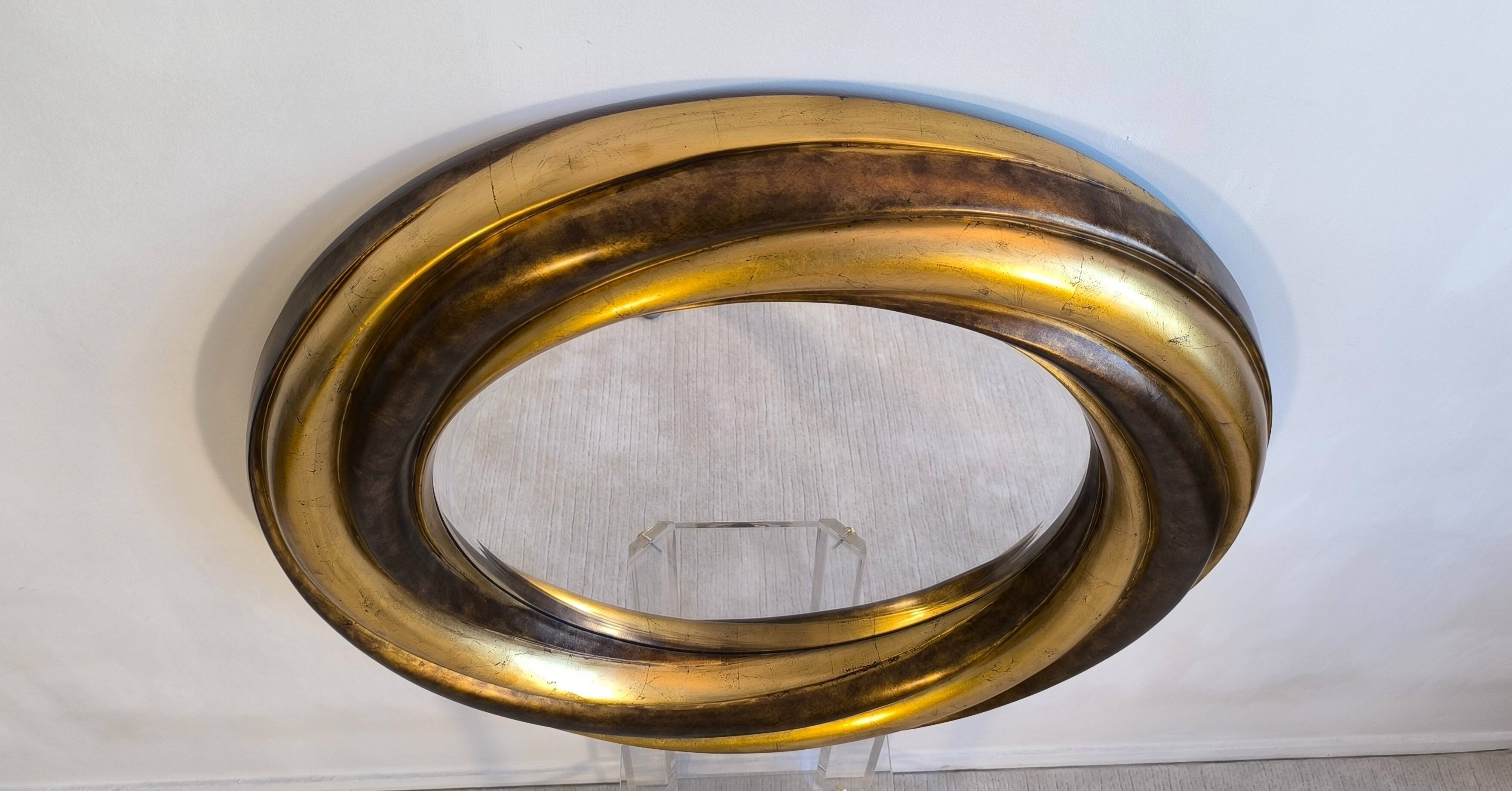 Victorian English Round Grand Mirror – Gilded Wood & Bevelled Glass