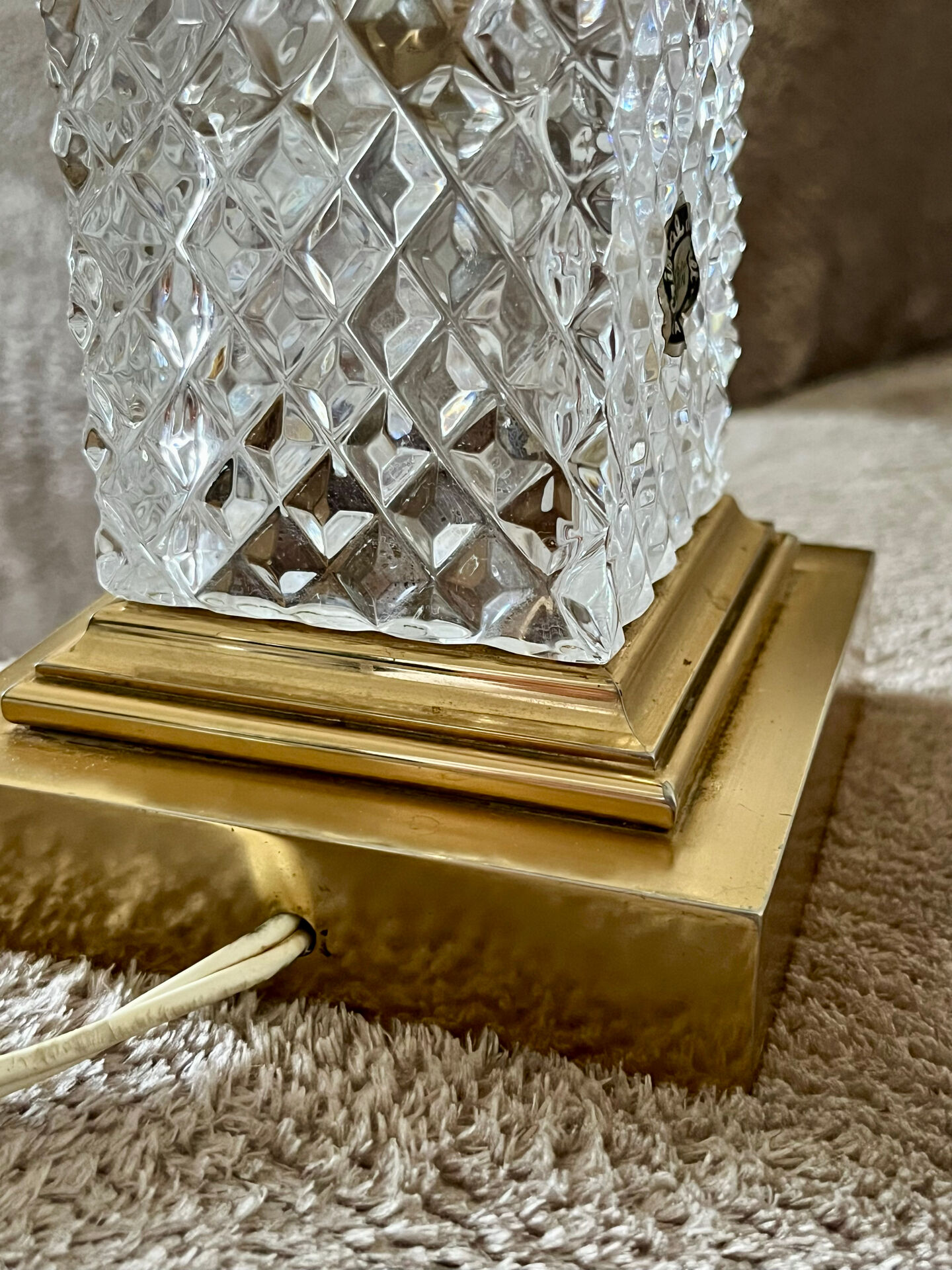 Table lamp