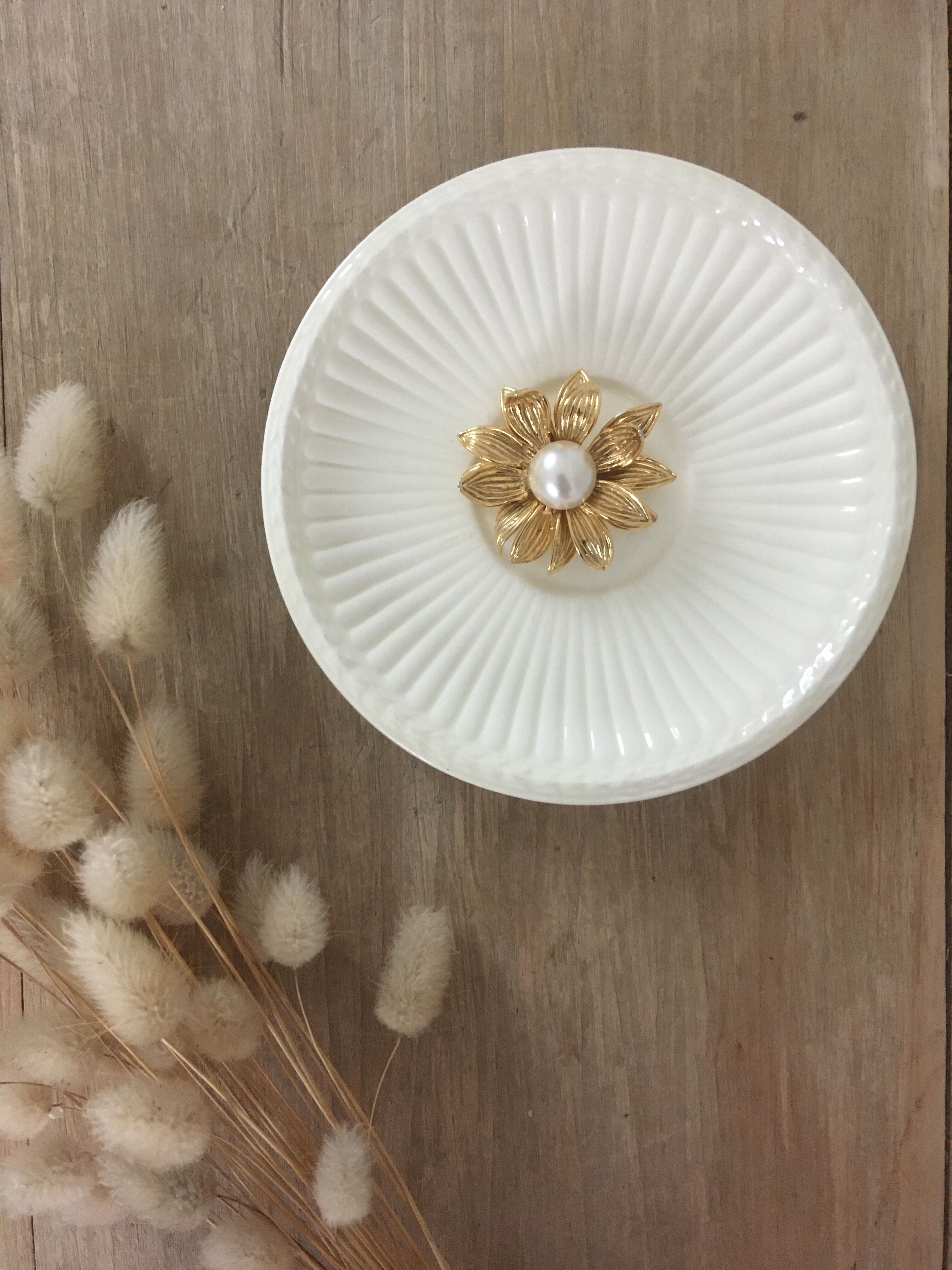 Wedgwood saucers model Edme