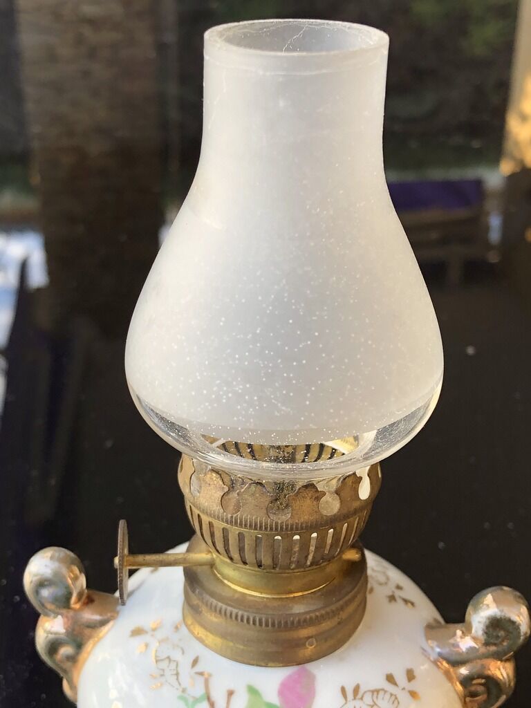 Oil lamp