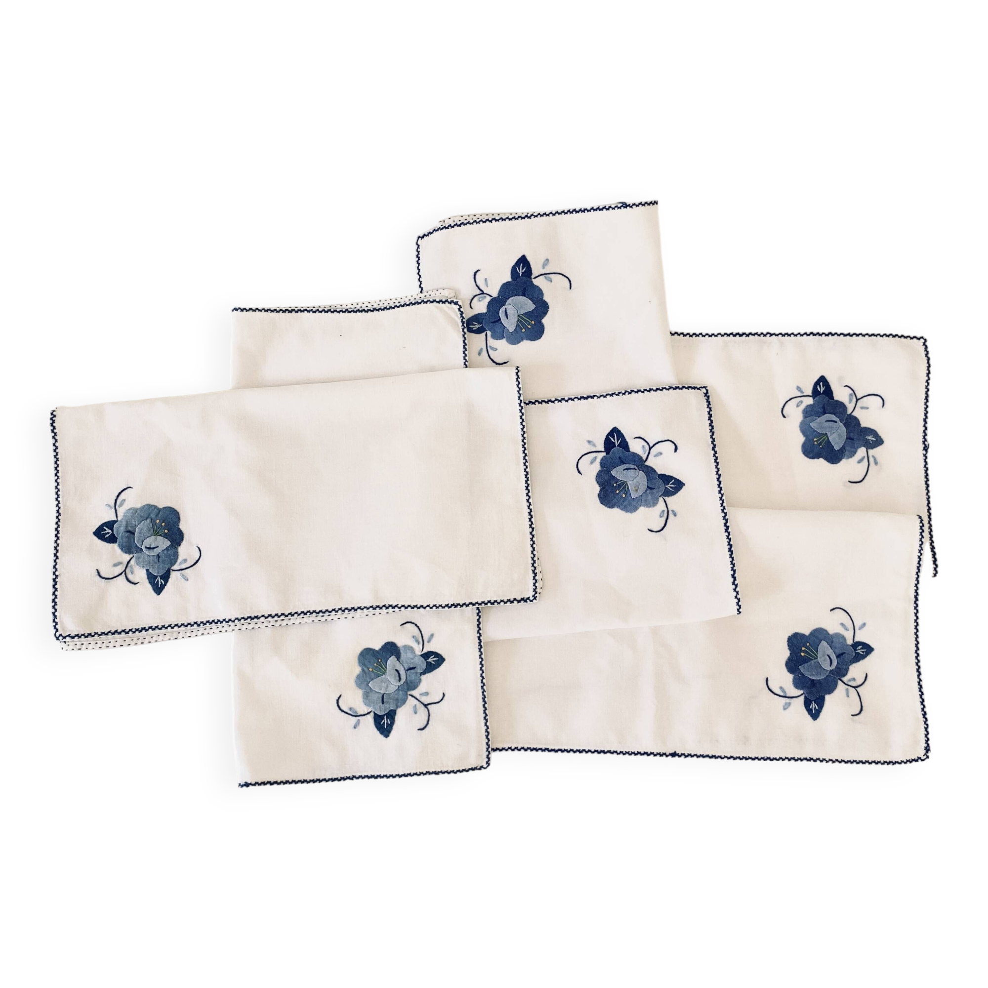 6 embroidered percal napkins, 28 cm