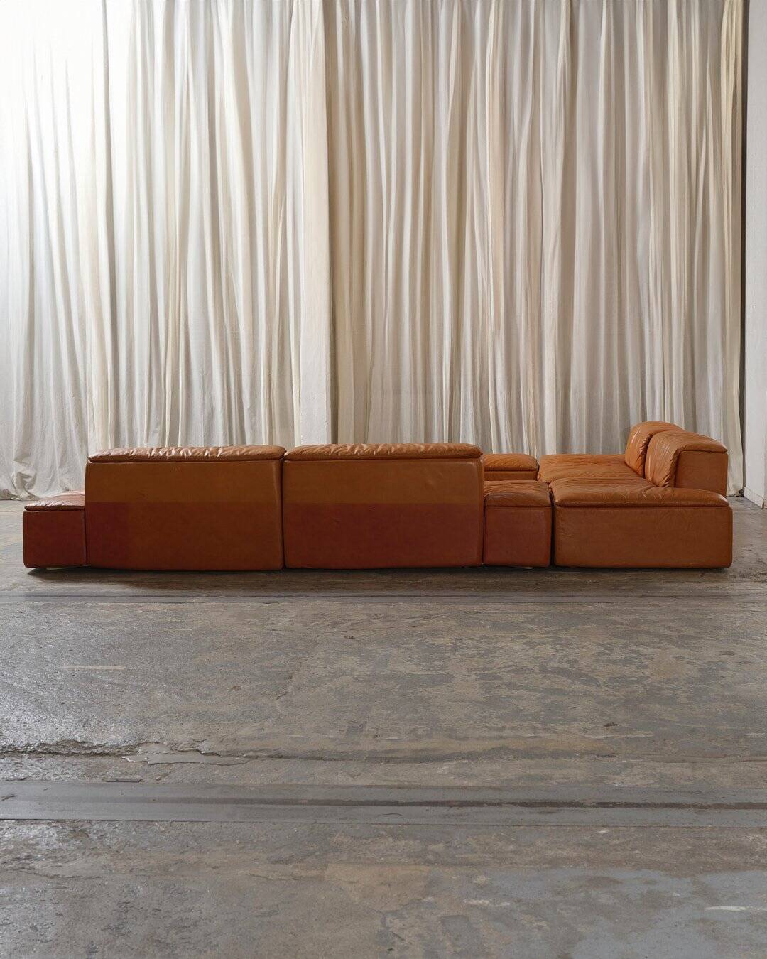 Paione modular sofa in brown leather, Claudio Salocchi, 1960s