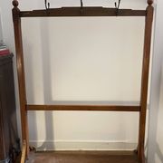 Porte-manteau en bois exotique vintage