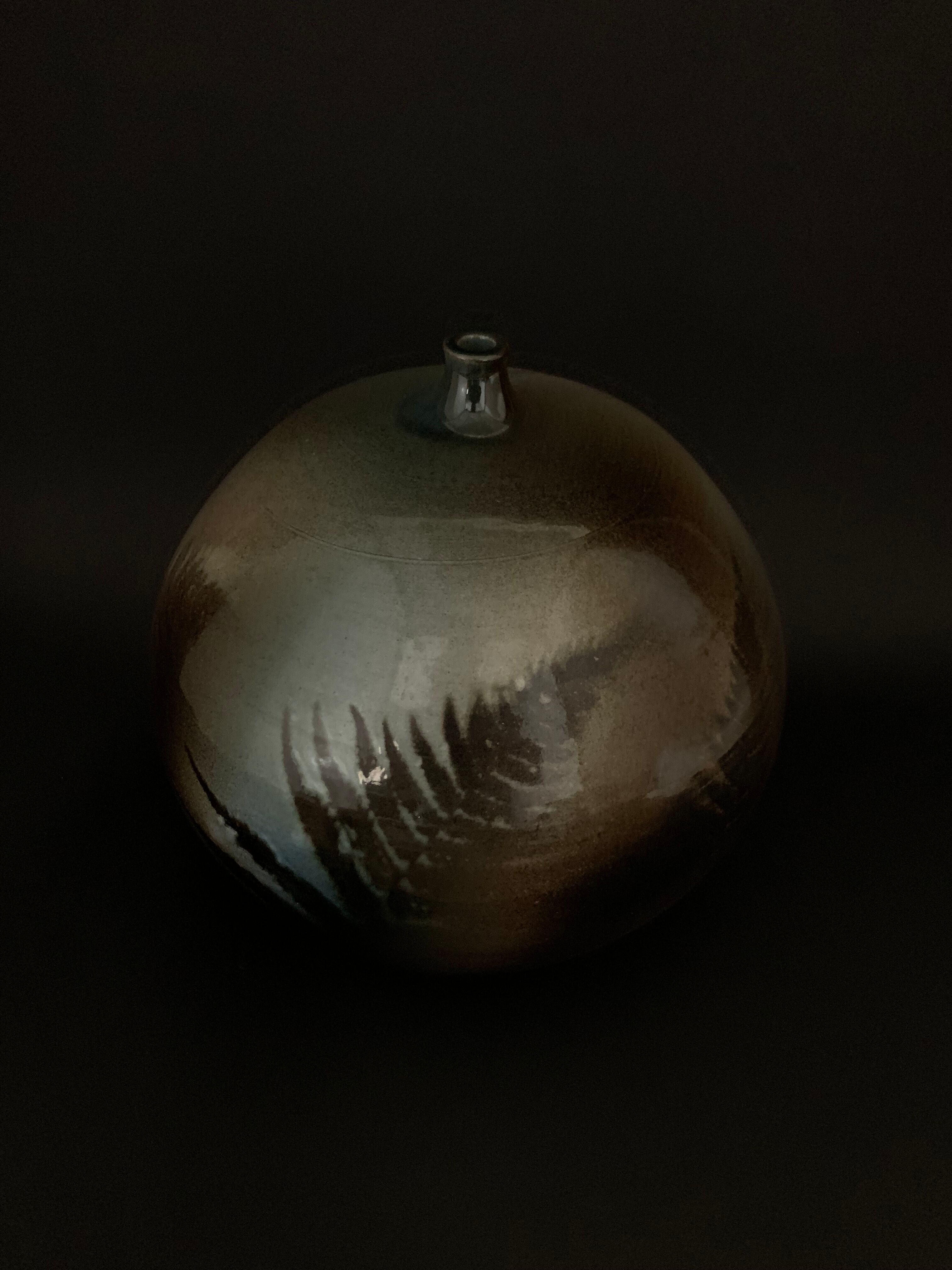 Vase ball design