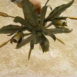 Ceiling lamp in the shape of a flower
