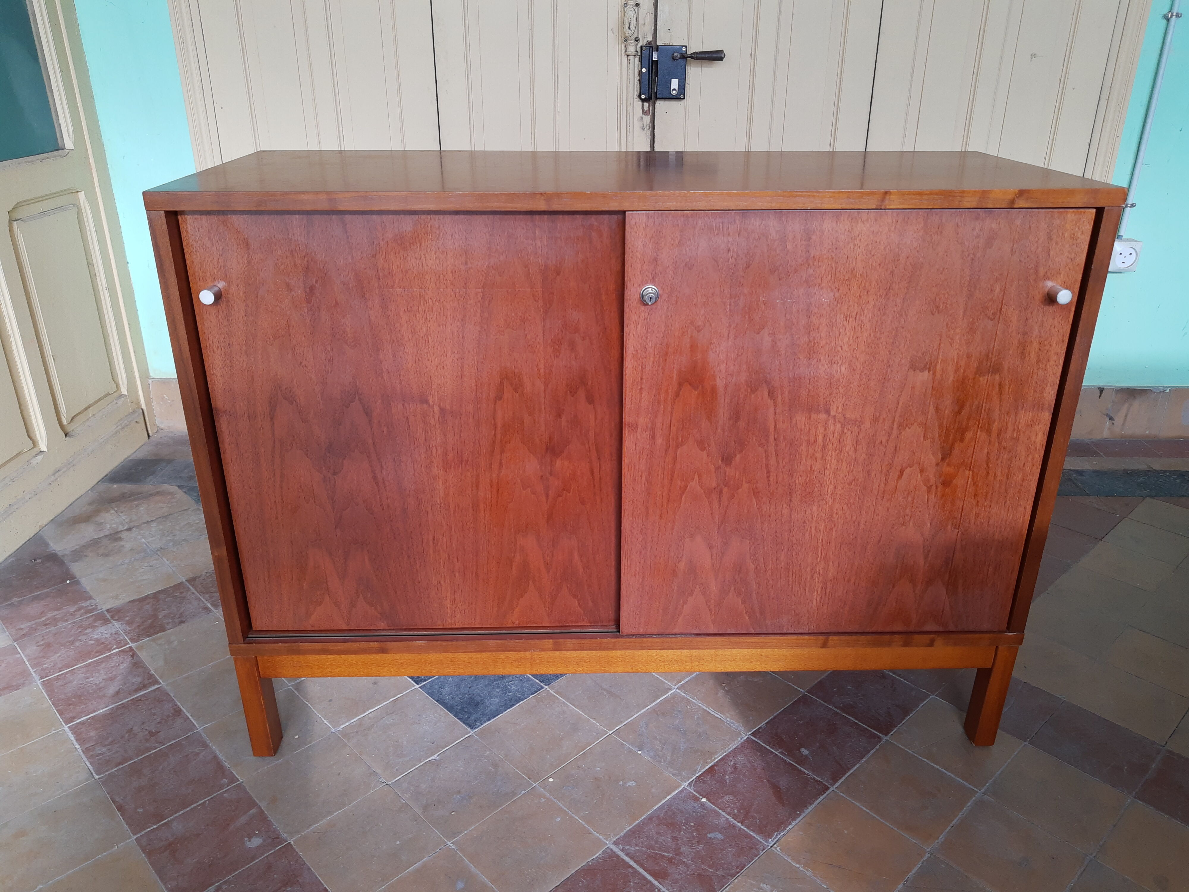 Bahut low teak vintage 80s